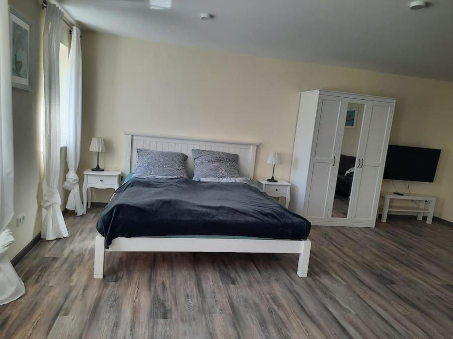 Stilvolle 2-Zimmer-Wohnung, 75Qm In Lohr Екстериор снимка